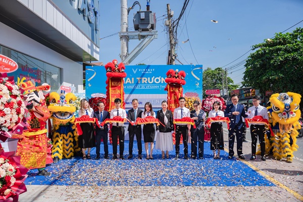 Đồng hành tổ chức buổi lễ Khai trương Showroom VinFast 3S VFXANH Thủ Đức