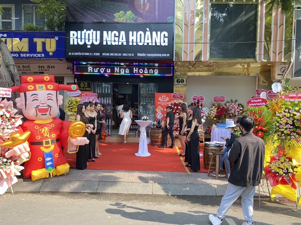 Khai trương cửa hàng Rượu Nga Hoàng chi nhánh TPHCM