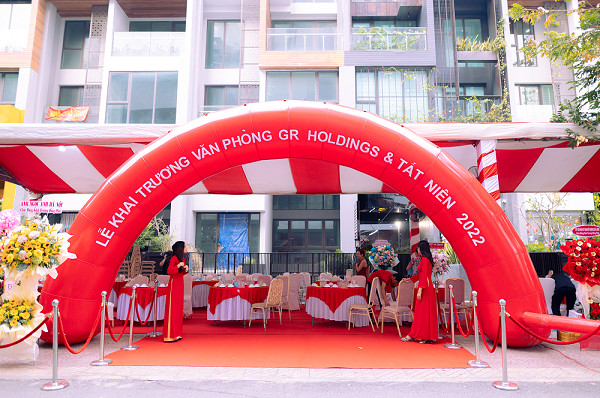 Tổ Chức Lễ Khai Trương và Tất Niên Công Ty GR Holdings