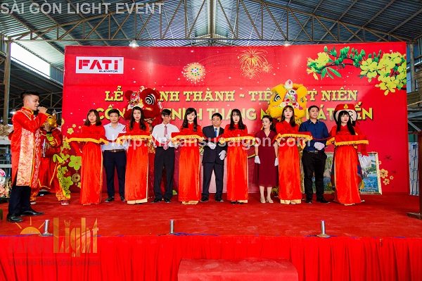 Tổ chức lễ khánh thành và tiệc tất niên công ty thang máy phát tiến