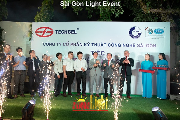 Tổ Chức Tiệc Tất Niên Cuối Năm Công Ty CP KT CN Sài Gòn