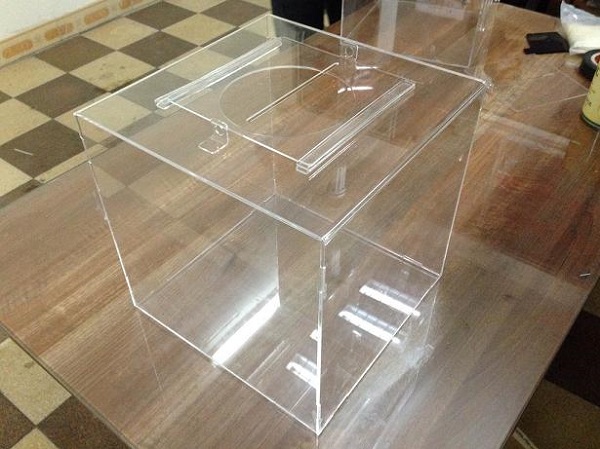 Cho Thuê Thùng Mica Bốc Thăm Giá Rẻ