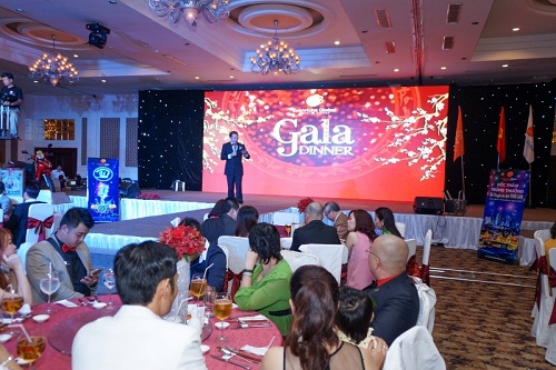 Tổ chức gala dinner